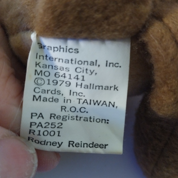Vintage 1979 Rodney Reindeer Stuffed Animal Plush Toy - Picture 5 of 9